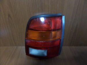 Φανάρι Πίσω Δεξί Nissan Micra K11 1993-1997 / c7  