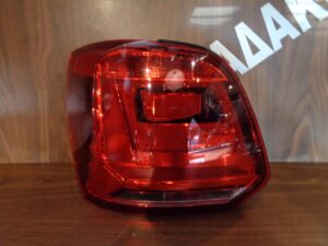 Φανάρι Πίσω Αριστερό (Μαύρες Ρίγες) Volkswagen (VW) Polo 2014-2017 / c2