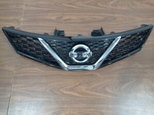 Μάσκα Nissan Pulsar 2015-